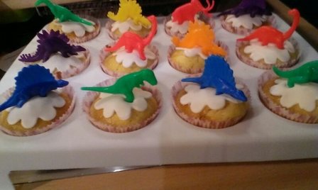 dinosaurus voor cake