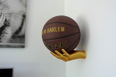 Wandbeugel hand voor ballen (goud) - Voetbalhandhouder - Wandhouder (21 x 17 x 8 cm)